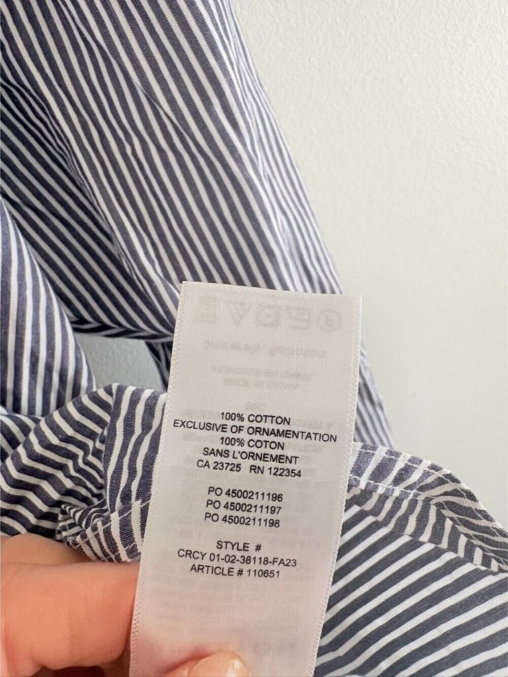 Aritzia Babaton Archive Poplin Shirt Oversized Mila Ink Navy/White Size Small - Picture 10 of 10